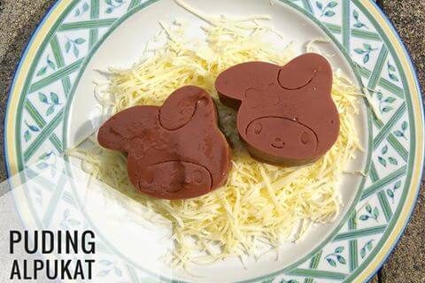 Puding Alpukat Santan Coklat