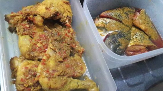 UNGKEP AYAM & IKAN PEDES LENGKUAS ALA ADE PUTRI AULYA