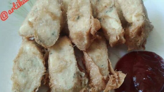 CHICKEN CHEEZY ROLL ALA ARTIKA SHADA