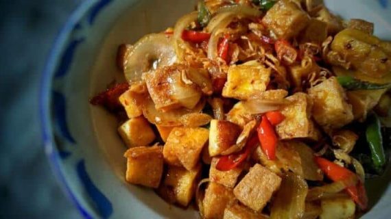 OSENG – OSENG TELOR CABAI MERAH KETO ALA SUCI WULANDARI