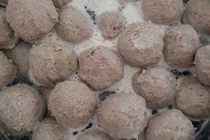 BAKSO KETO ALA NUR YUCHANNA