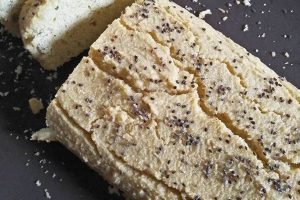 ROTI ALMOND ALA DHEN OCTRIANA DARMAWAN