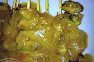 SATE KERANG HIJAU SAMBAL MANIS PEDAS ALA SUCI WULANDARI