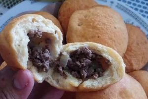 ROTI GORENG ISI DAGING ALA YUNI DIKENZIE