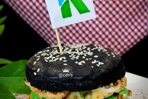 BLACK BURGER KETOFY ALA SUKMA TJANDRA DEWI