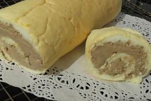 NARINGUE ROLL MOKA CHEESE CREAM KETOFRIENDLY ALA SHENI INDAHYATI