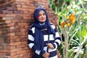 Saya Jadi Berani Foto Full Body