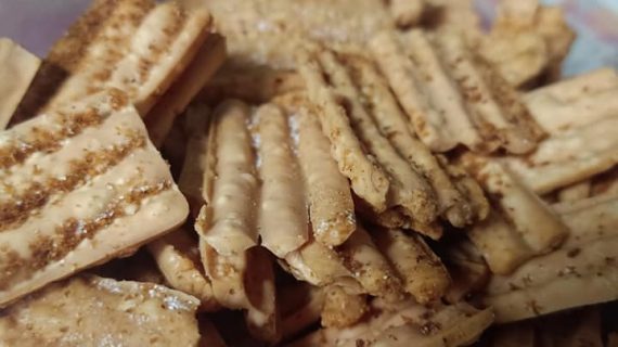 Keripik Keju Abon Cabe Ala Amalia Marini